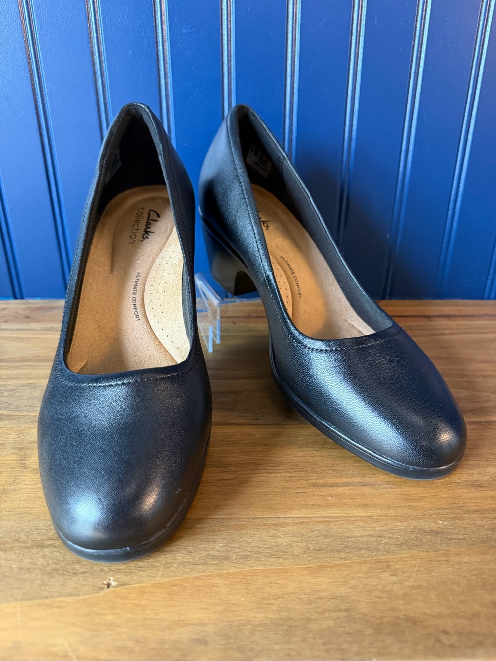 NIB Clarks Collection Emily2 Ruby Black Leather Pumps Size 10M